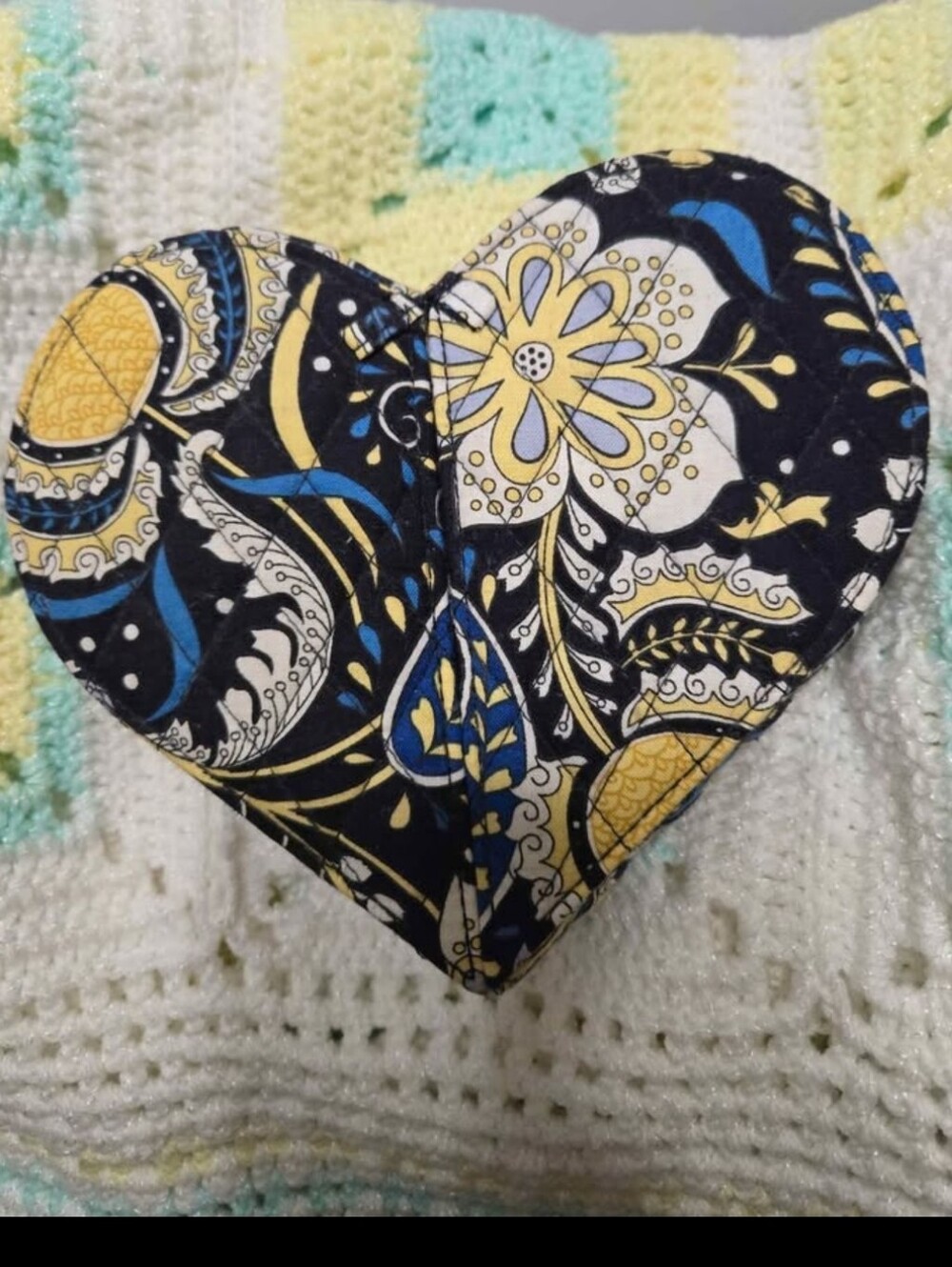 Vera Bradley Heart Shaped Quilted Trinket Jewelry Box EUC